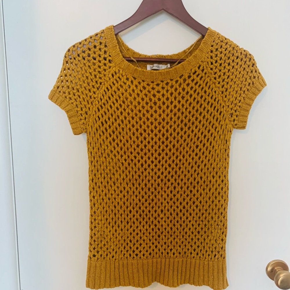 Revolution mesh short sleeve sweater